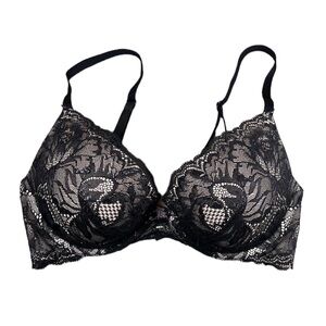 Victoria’s Secret Black and Nude Lace Plunge Push-up Bra Size 32D